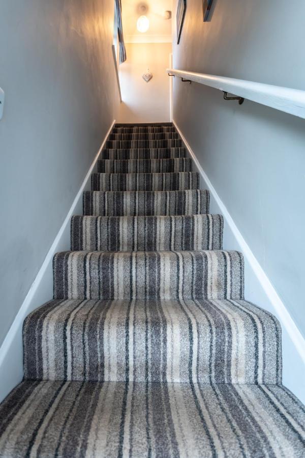 Kings Field Maisonette Eastleigh Bagian luar foto