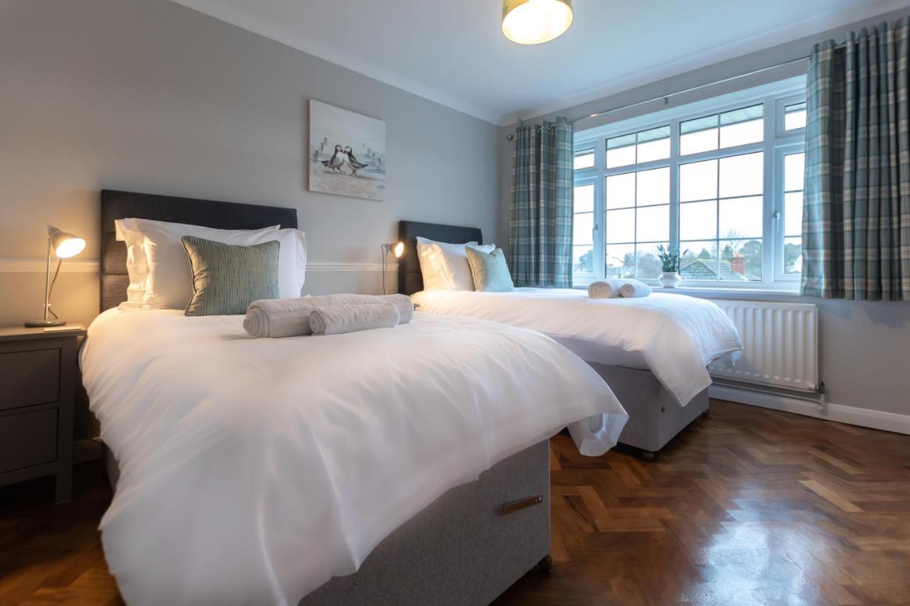 Kings Field Maisonette Eastleigh Bagian luar foto