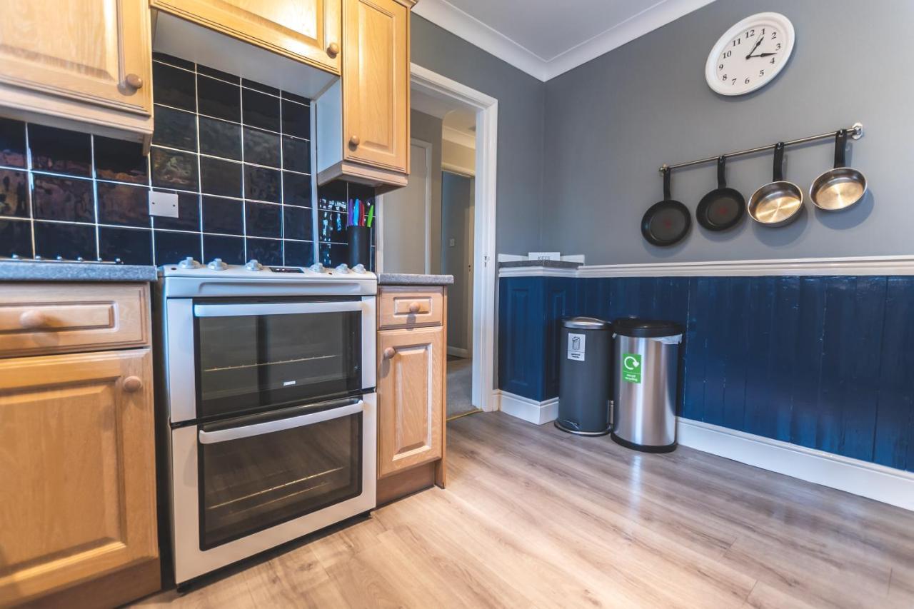 Kings Field Maisonette Eastleigh Bagian luar foto